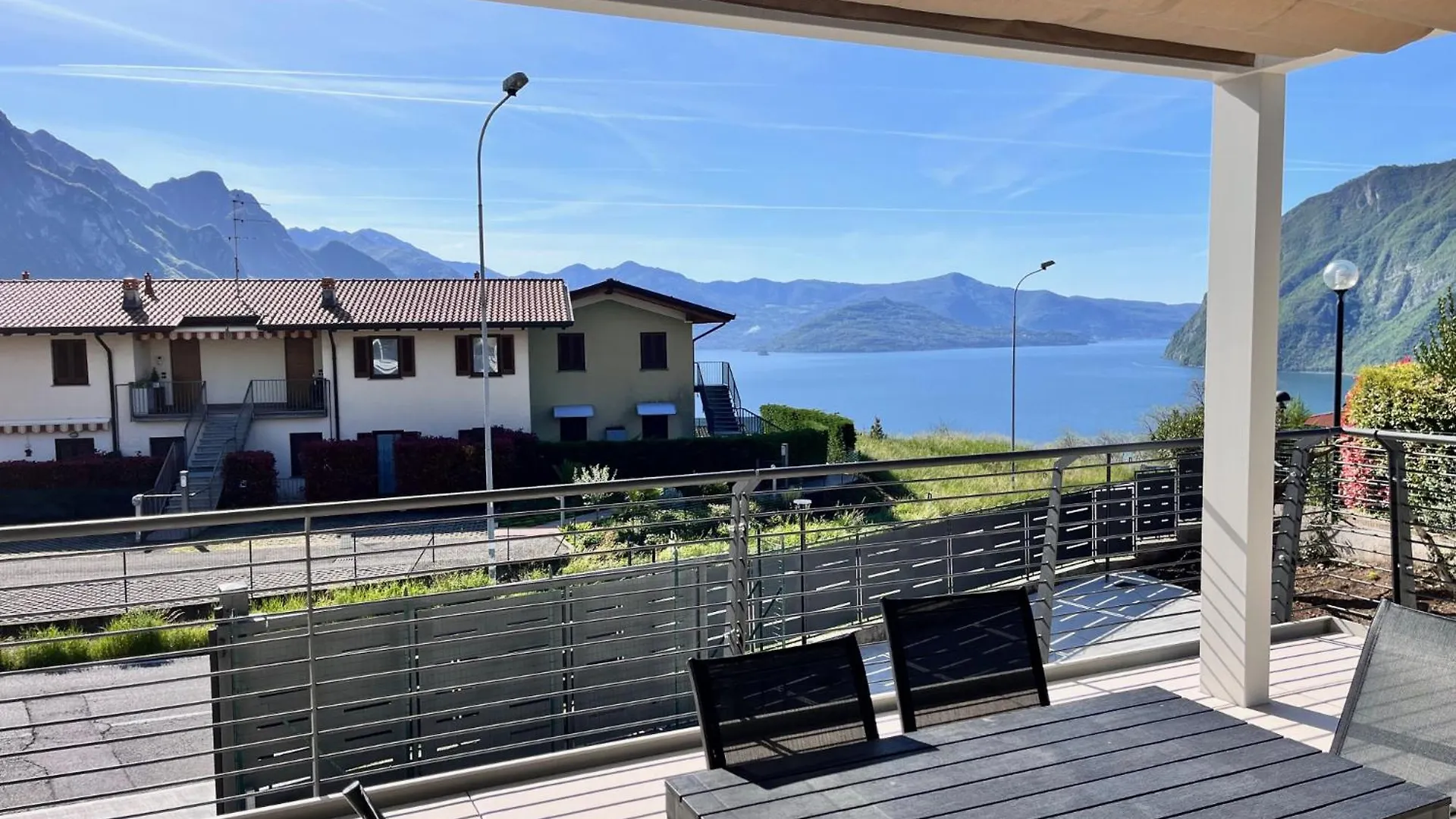 Costa Blu - Pool & Terrace Lake View Riva di Solto Italy