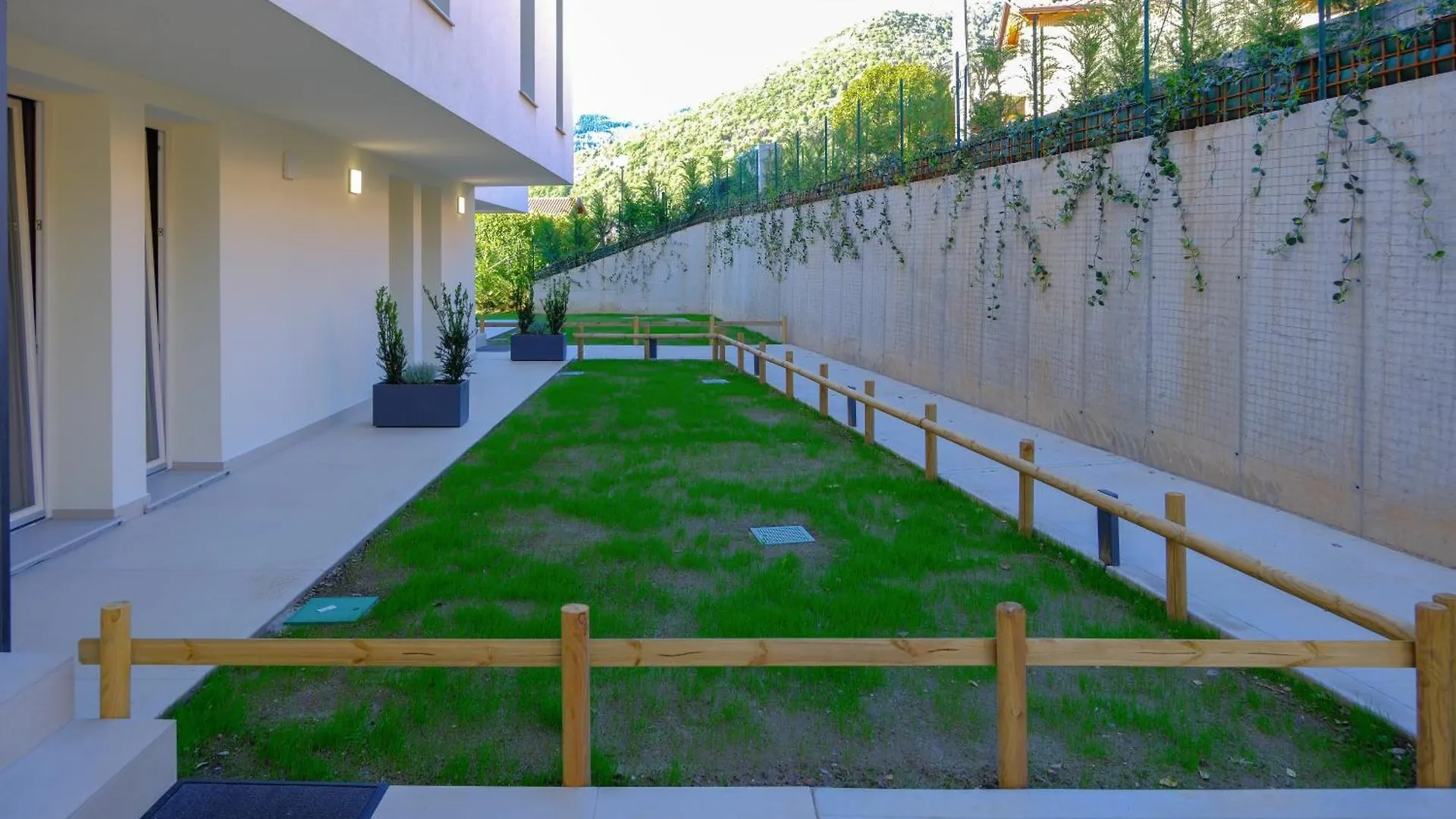 Costa Blu - Pool & Terrace Lake View Riva di Solto 0*,  Italy