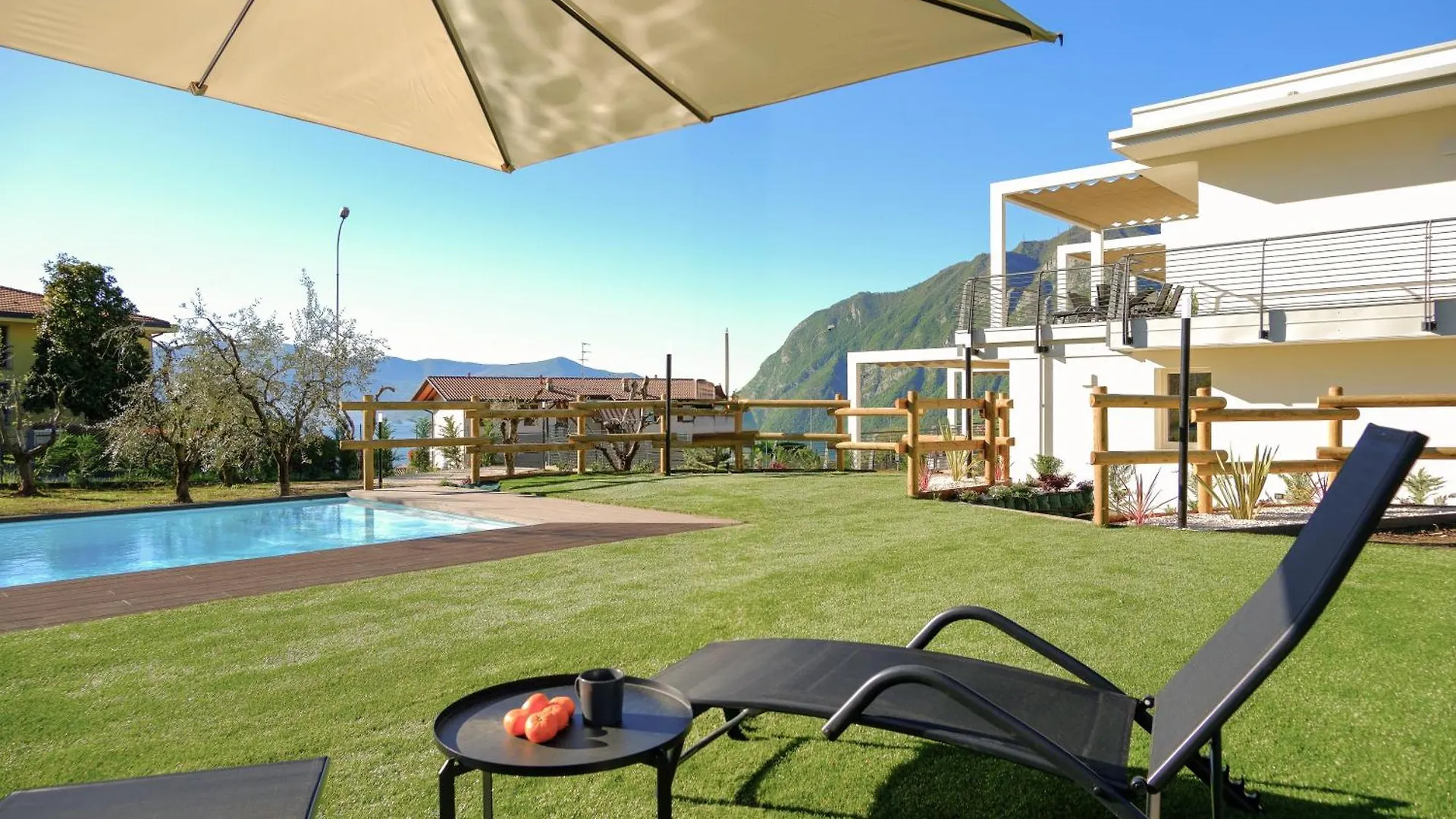 Costa Blu - Pool & Terrace Lake View Riva di Solto 0*,  Italy