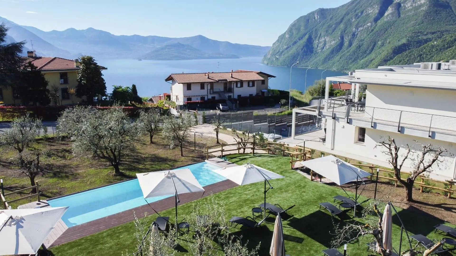 Apartment Costa Blu - Pool & Terrace Lake View Riva di Solto Italy